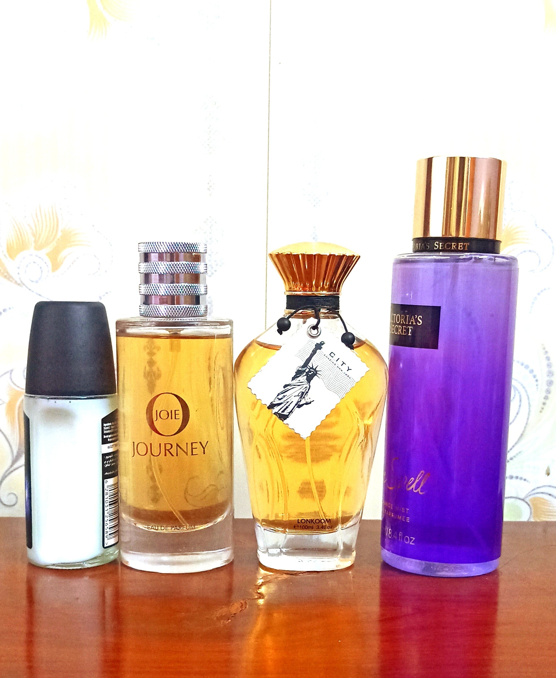 4 different fragrances .2 perfumes 1 body mist 1 deodorant